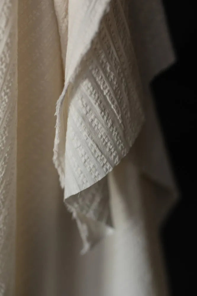 Seeksucker Stripe Ivory