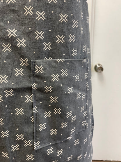close up of a pocket on an apron for a sewing class