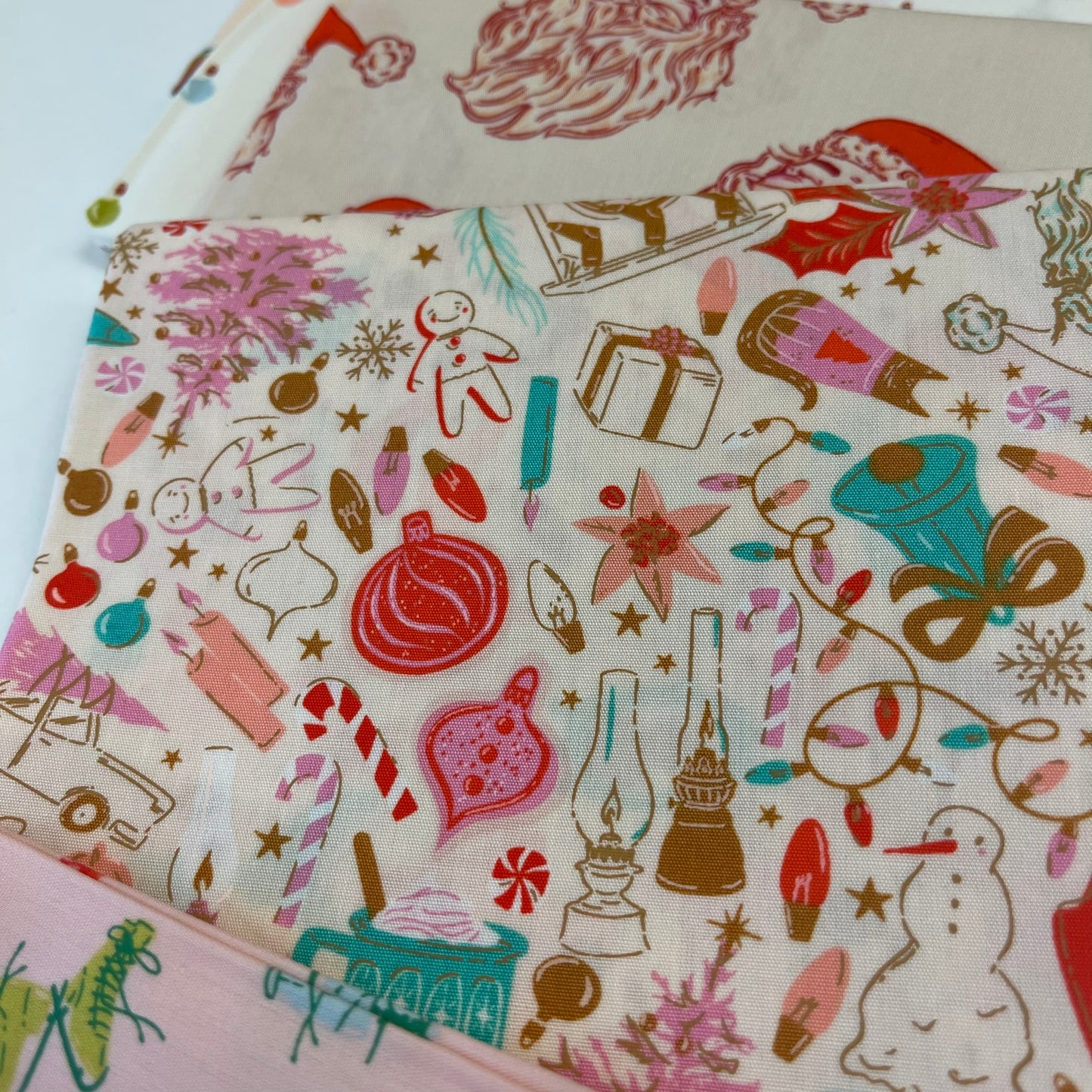 Fat Quarter Bundle - Art Gallery Fabrics - Christmas in Color