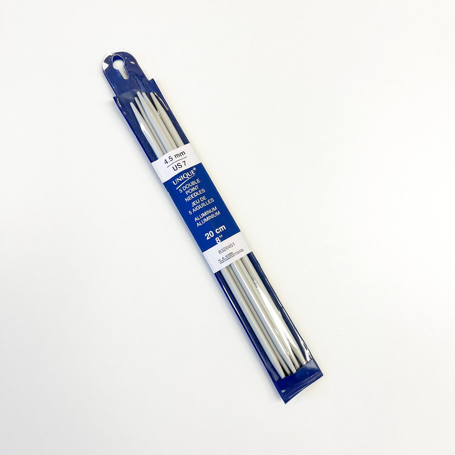 A package of 20 cm aluminum knitting needles in a blue plastic sleeve with a white label, photographed on a plain white background.