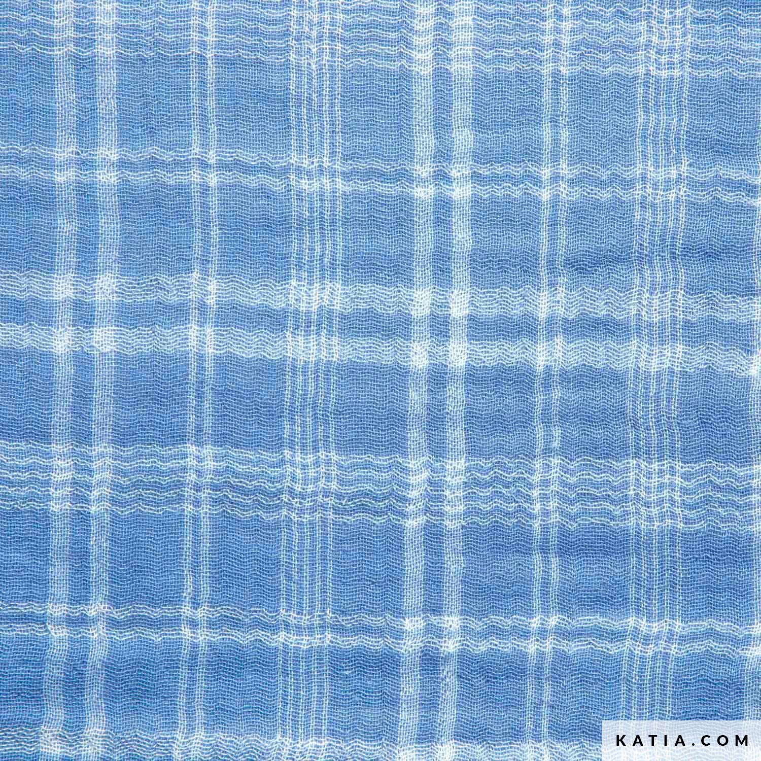 close up of lavender colour muslin mousseline fabric cotton from Katia