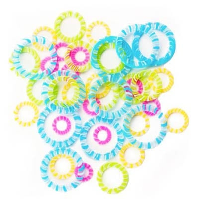 stitch markers of various sizes for knitting and crochet